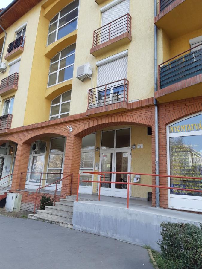 Kossuth Apartman Budapest Exterior photo